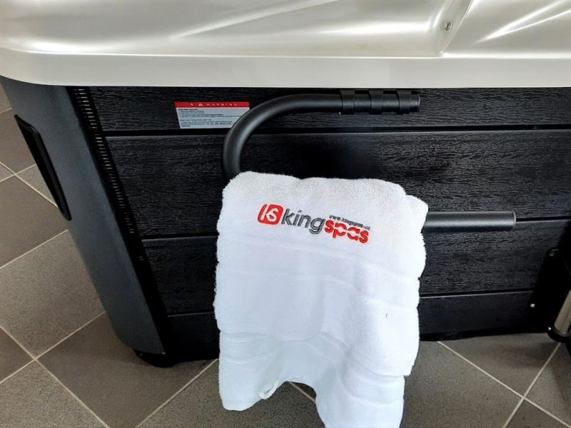 Držák na ručník - TowelBar