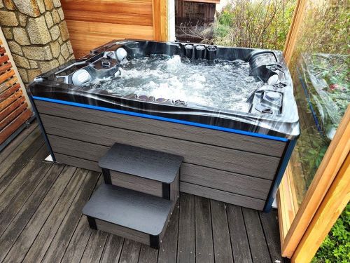 Vířivka ARIES v zimní zahradě